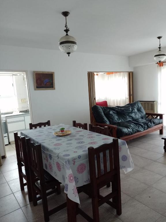 VILLA GESELL, Departamento en zona sur - 1