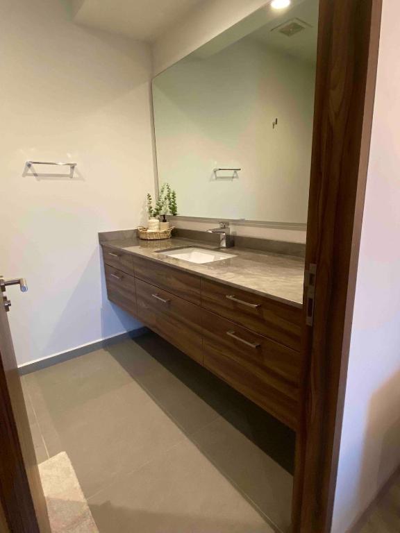 Beautiful new apartment near the EXPO-Central area - 3