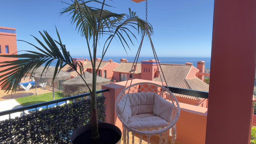 NEW LUXURIOUS APARTMENT + 2 BEDROOMS + SEA VIEW + POOL - 4