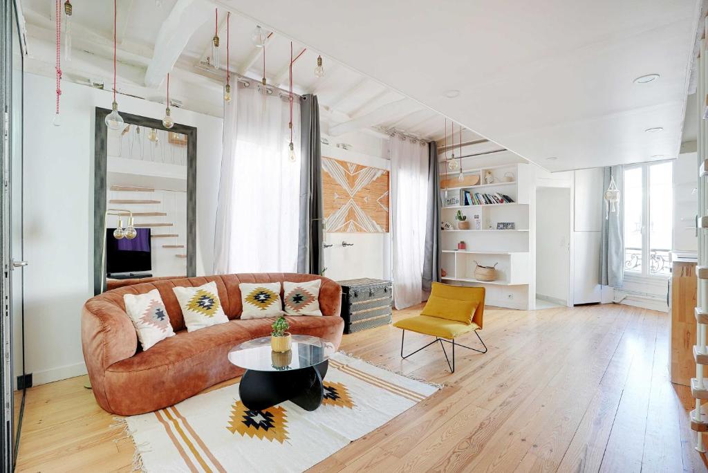 Spacious apartment 2BR 4P – République - 1