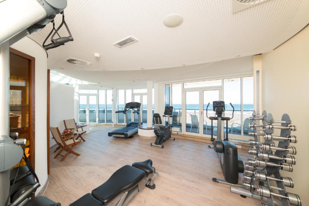 Strand-Hotel Hubner photo