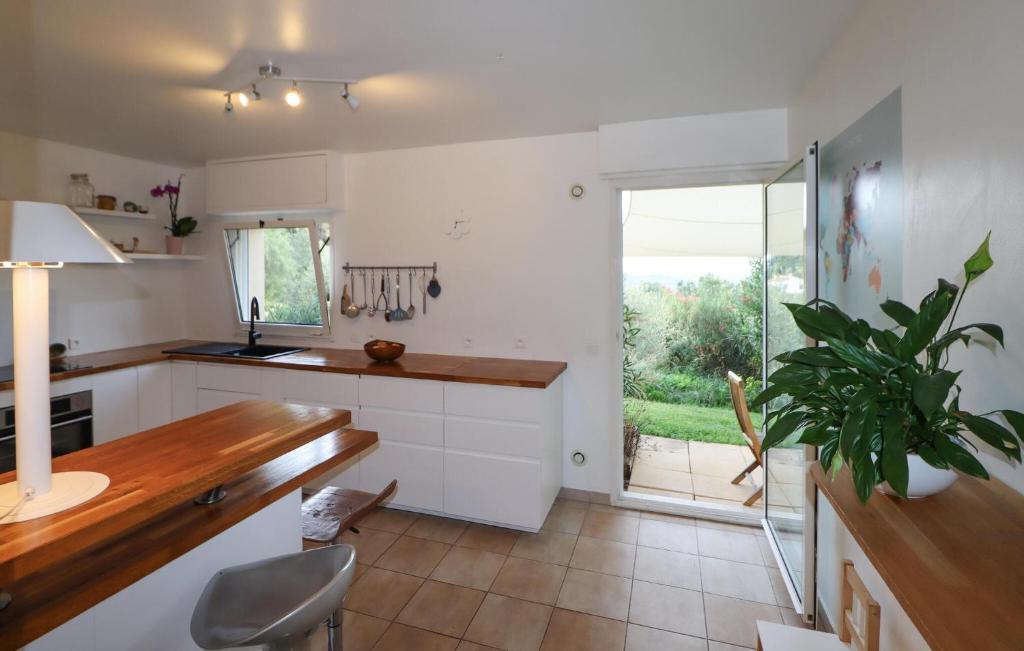 Awesome Home In Châteauneuf-Grasse - 4