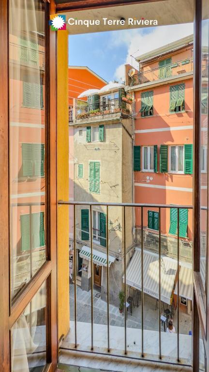 El Nin Apartment with Terrace & AC - 3