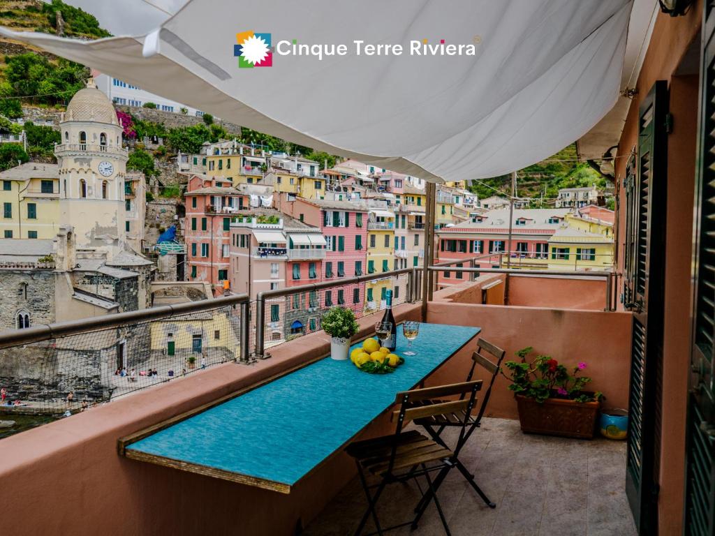 Casa Teresa with AC and Sea View Balcony - 5