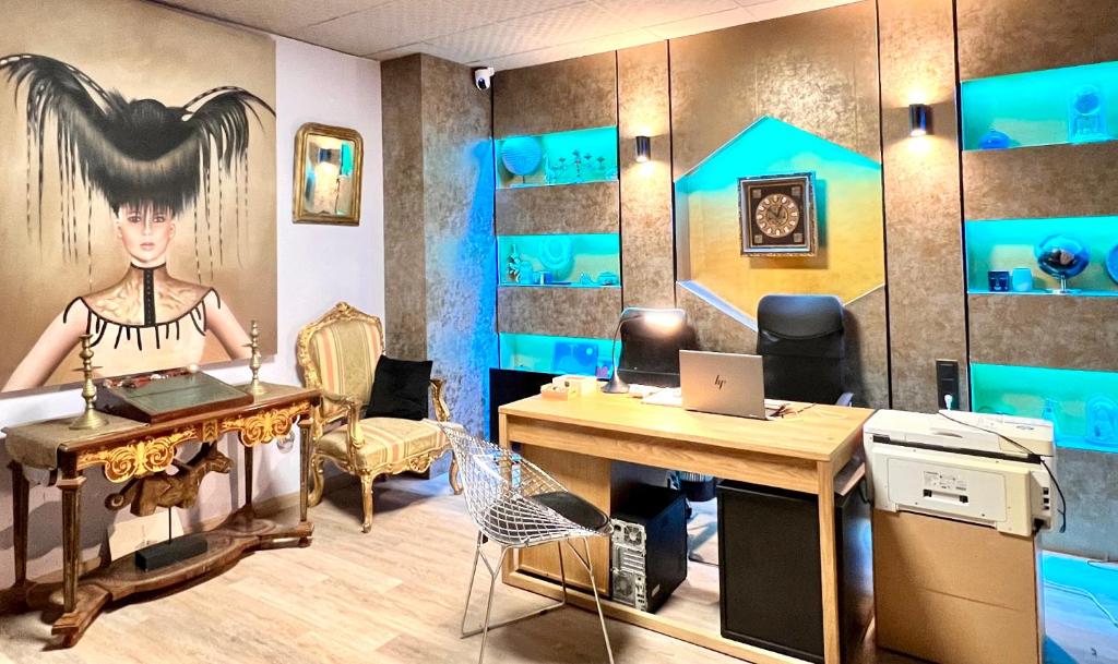 HOSTEL Pepper-Gold -STEP-FREE ENTRANCE -car- free Space-no nois-3 minutes from Port -BED ROOMS 8 GUEST 55 M2 AND 8 GUEST 65 M2 - 1