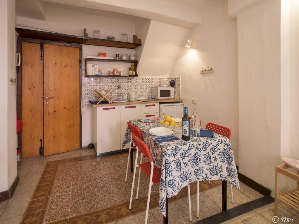 Rundanina Village Life Studio plus Single Room with AC - 5