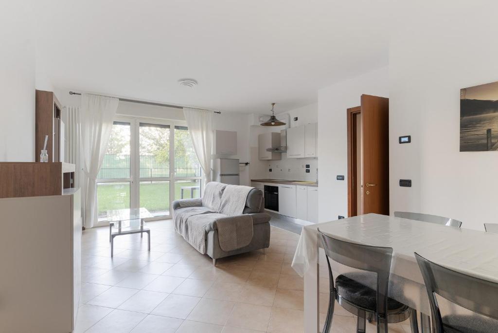 GuestHost - Rogoredo Cozy Flat with Garden - 1