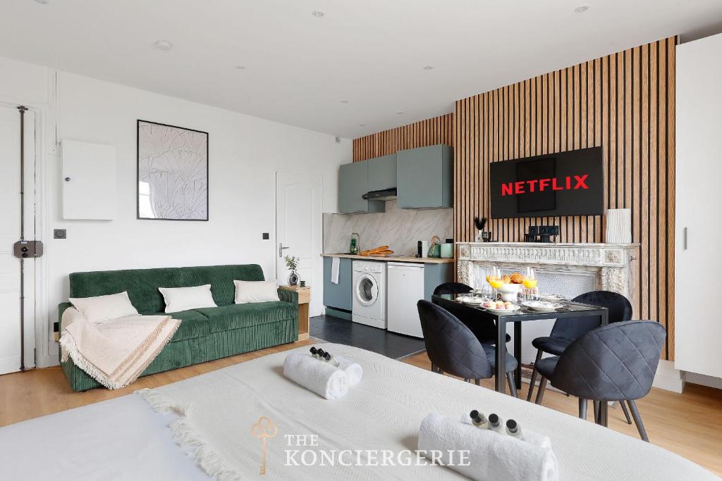 Studio d'Architecte avec Cheminee - Design -4 personnes - 2