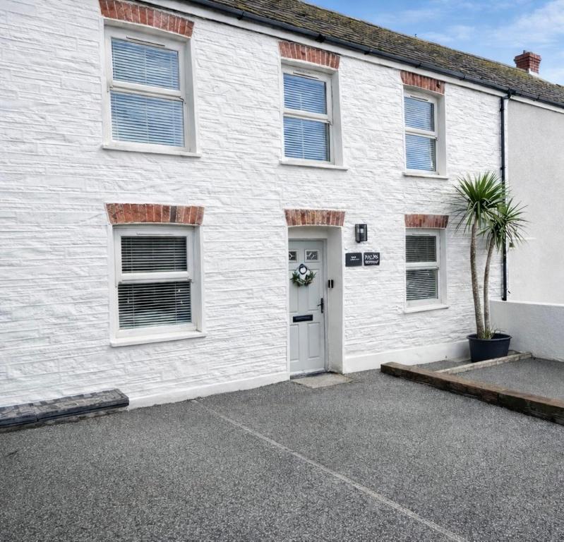 Palms 2, Central Newquay photo 4