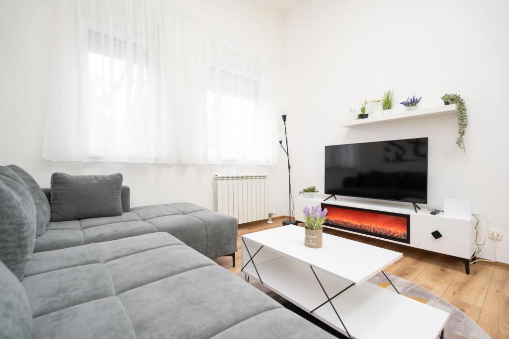Apartment Moonstone 4 - 5