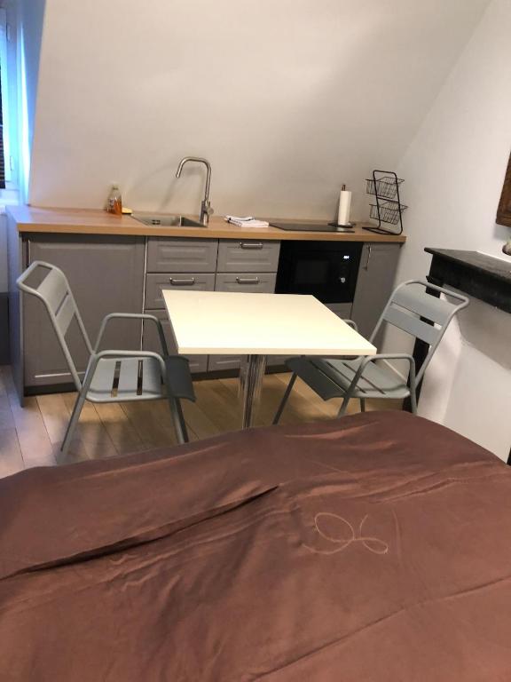Refurbished studio - Saint Germain - 3