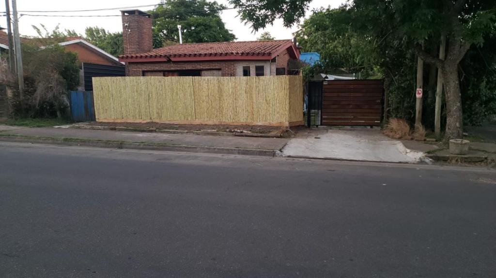 Cabaña de 2 pisos al fondo con entrada y patio independiente - 5