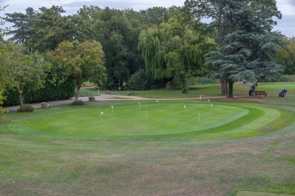 ゴルフコース（敷地内）