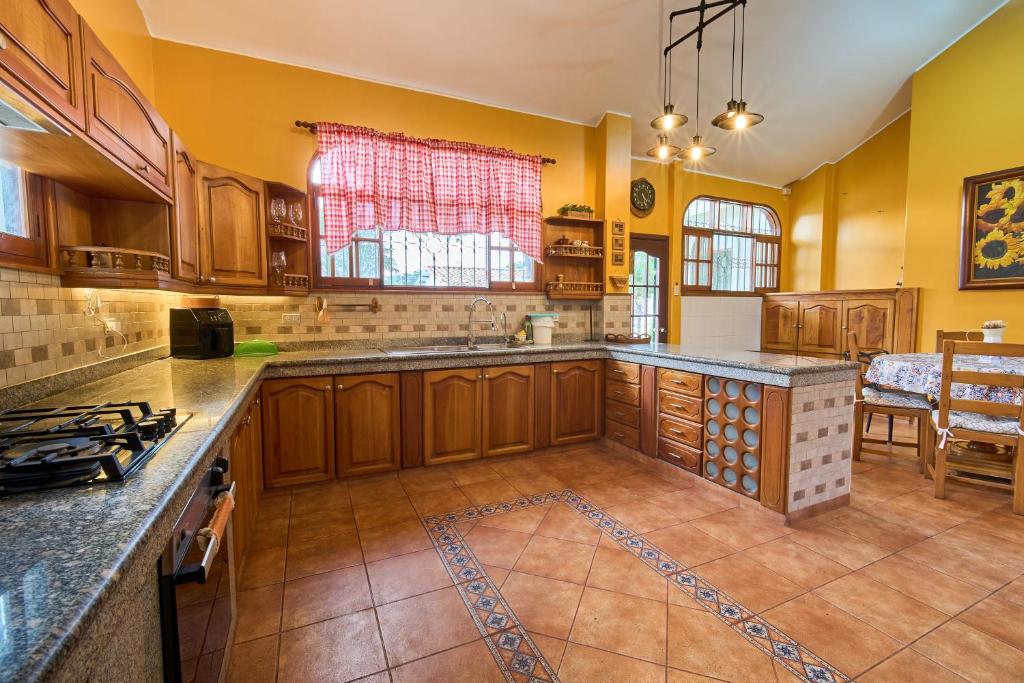 Hermosa Casa Colonial - 2