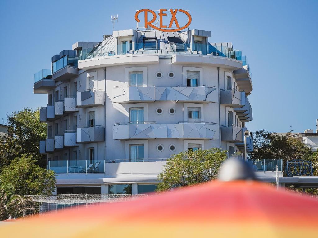 Hotel Rex - Fronte mare Riccione - 1