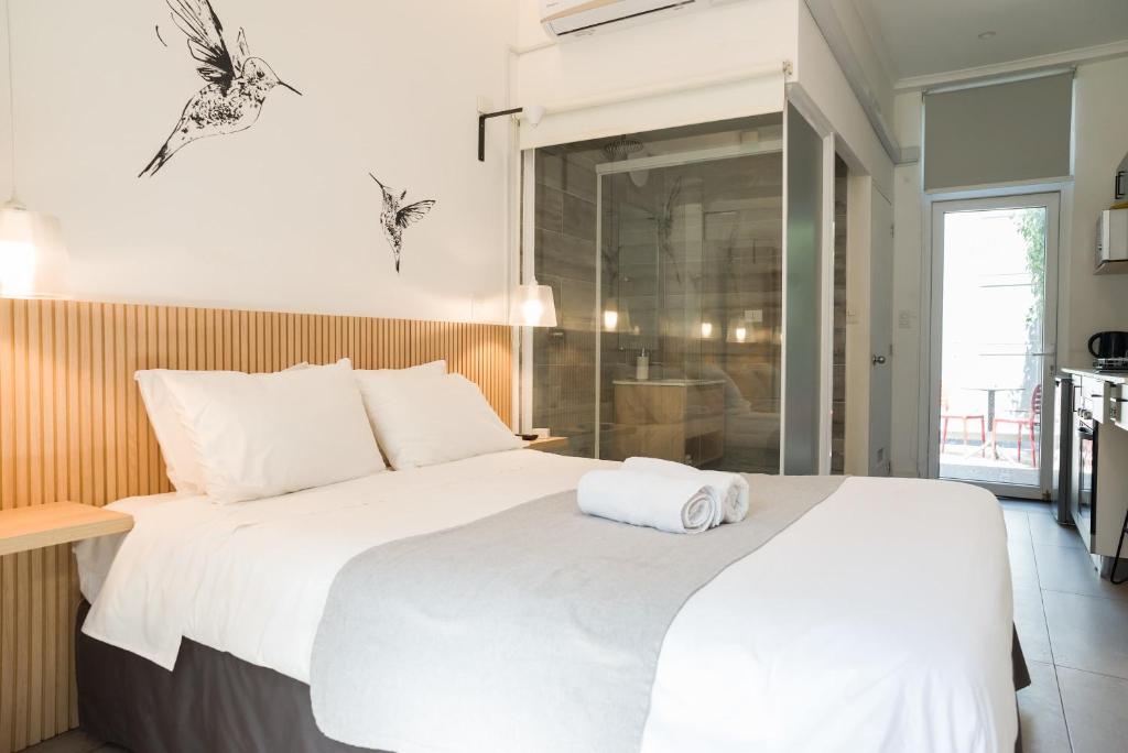 Bellavista Buzz Stylish 1BR Oasis Just Steps from the Metro - 1