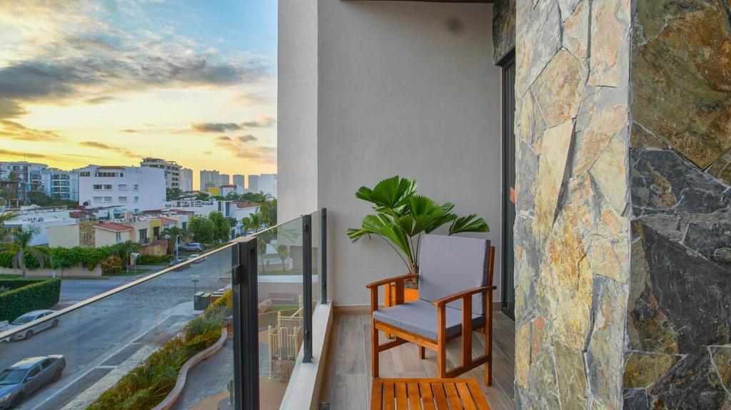 Chic Versalles Condo Infinity Pool, Coworking - 5