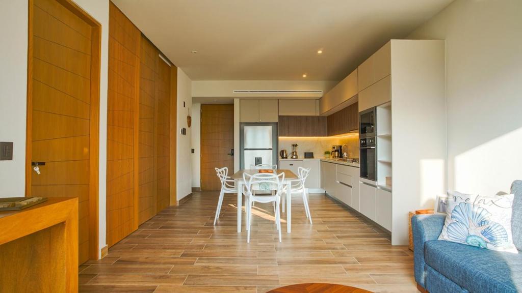 Versalles Lovely Condo, Pool, Cinema & Coworking - 3