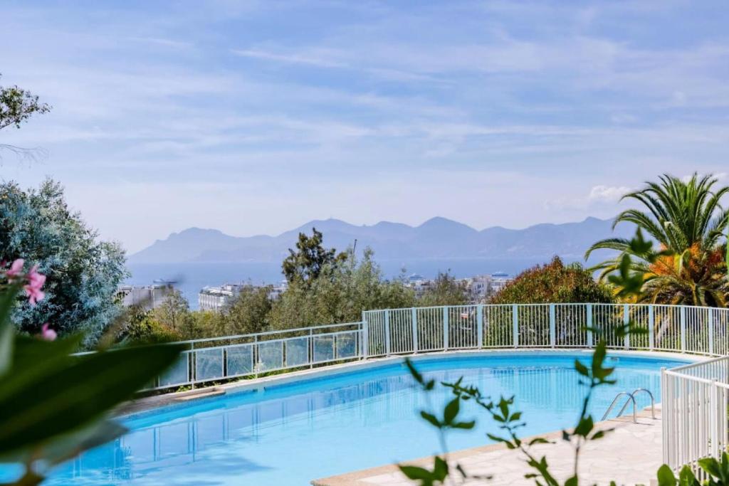 Résidence 2p Avec Terrasse, Vue Mer, Piscine Et Parking - 2P avec terrasse, vue mer, piscine et parking MAE-1723 - 4