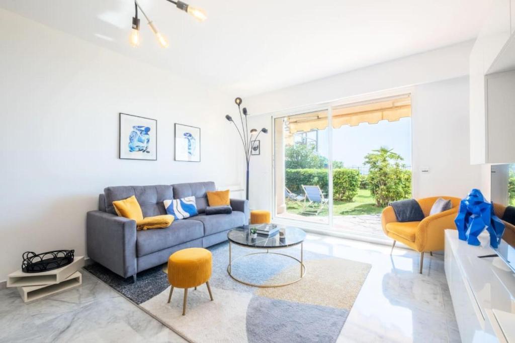Résidence Rare ! Superbe 3 Pièces Avec Jardin Face à La Mer - RARE ! Superbe 3 pièces avec jardin face à la mer MAE-2143 - 1