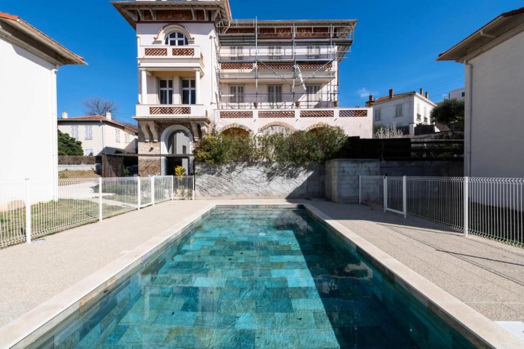 Résidence 2p Duplex 75m² Avec Piscine - 2P Duplex 75m² avec Piscine MAE-3023 - 2