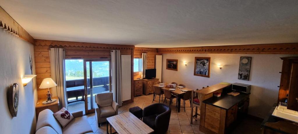 Résidence Les Hauts Bois - Appartement 4 pièces avec piscine, Les Hauts-Bois MAE-1003 - 1