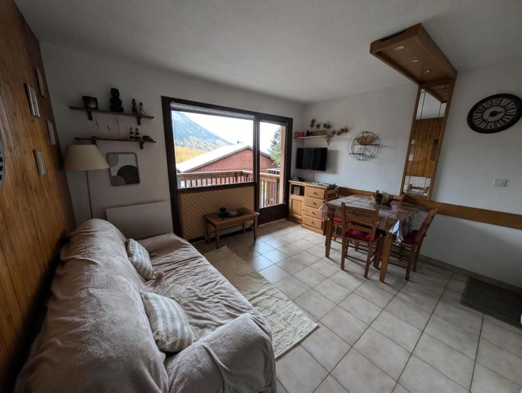 Chalet D'honorÉ - 4 personnes tout confort proche des pistes avec garage MAE-9793 - 1