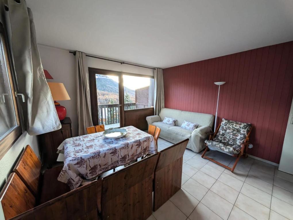 Chalet D'honorÉ - 4 Pers - Logement face aux pistes plein sud, quartier calme MAE-7793 - 2