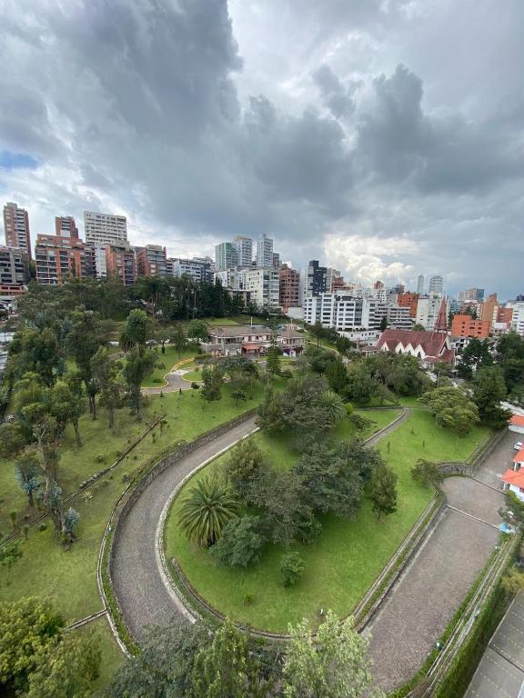 Comfy & Huge Apartment in Quito, Amazing view - 4