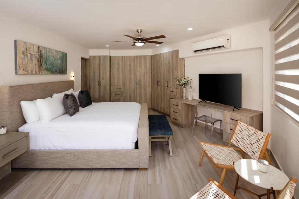 Unit 160A - Casa Ivan-GARDEN VIEW - 4