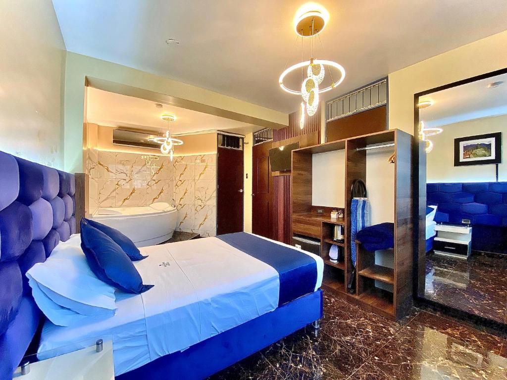 Hotel BlueThree Chancay - 2