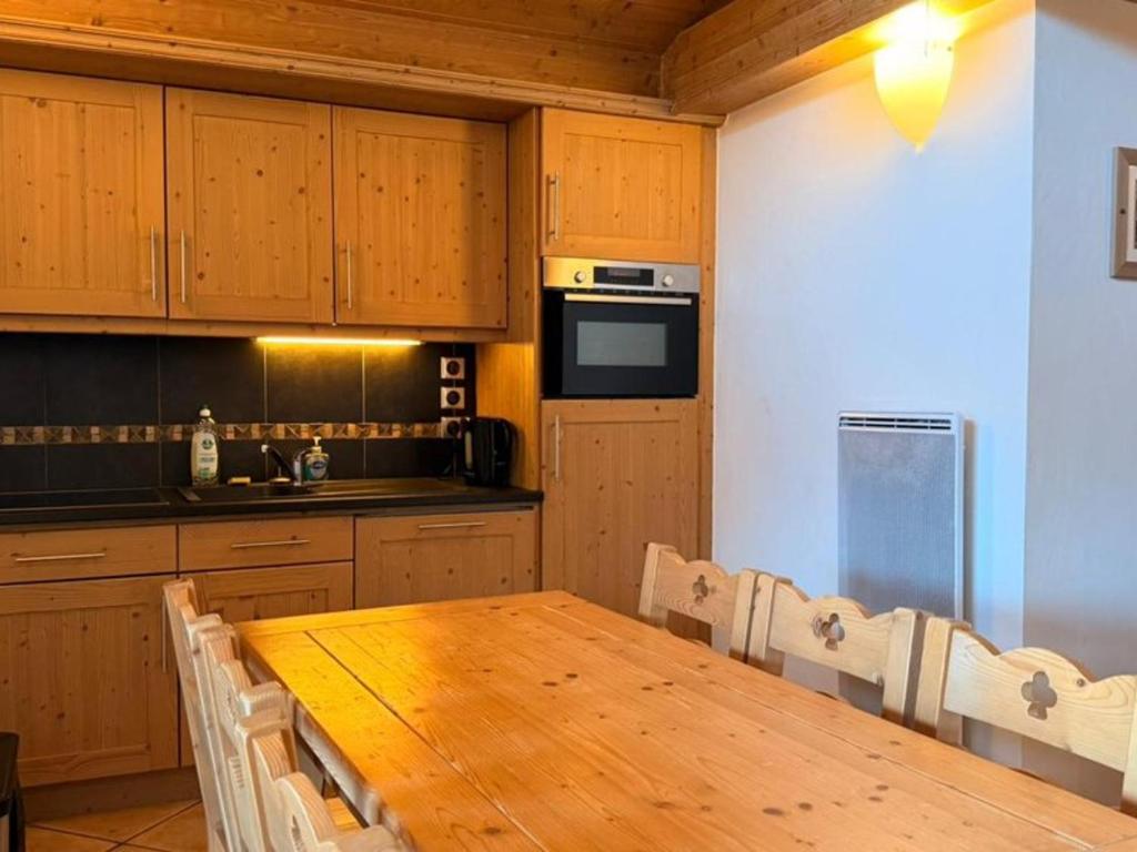 Appartement cosy 3 pièces près des pistes avec parking - FR-1-572-344 - 3