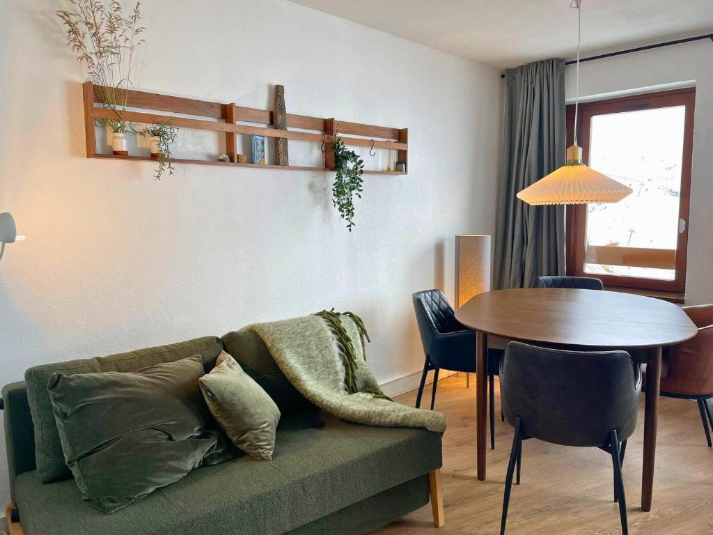 Appartement classique 4 personnes, vue montagne, Les Menuires - FR-1-452-414 - 1