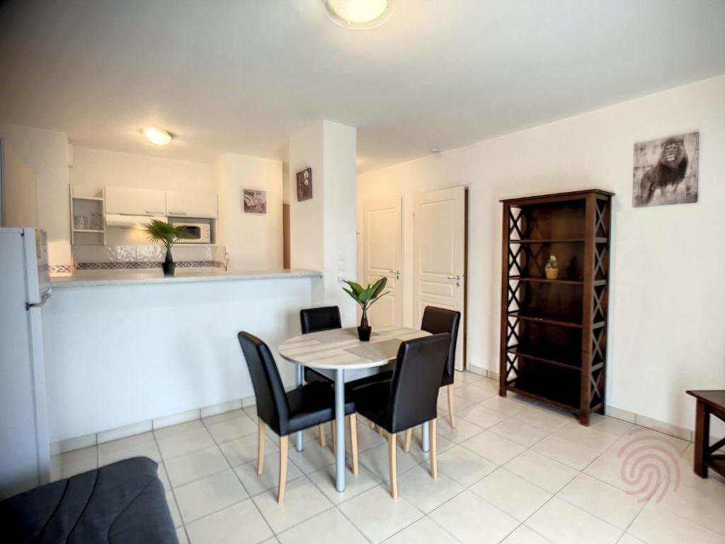 Confort F2 avec Terrasse et Animaux Acceptés - FR-1-451-224 - 2