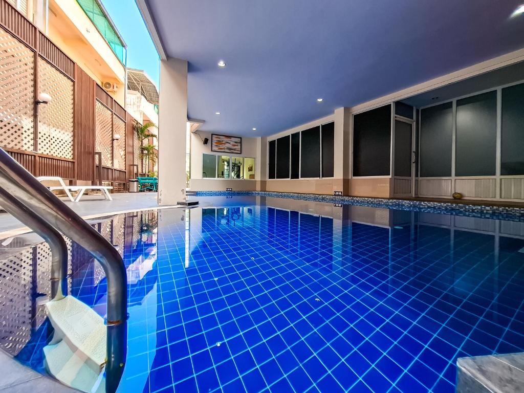 ザ ハイダウェイ サウス パタヤ (The Hideaway South Pattaya) スイミングプール