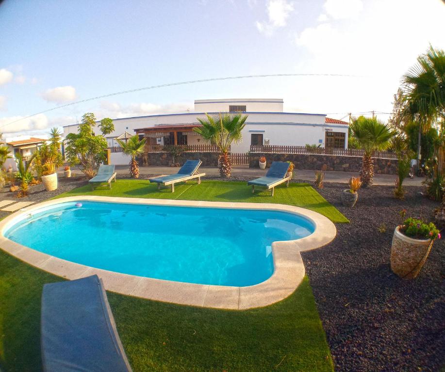 Villa 150m2 wifi fibre piscine BBQ parking - 1