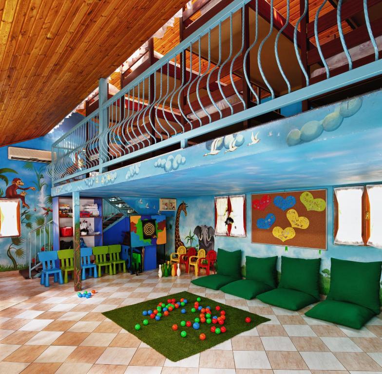 Botanik Hotel — Dla dzieci in Okurcalar