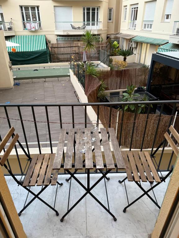 Appartement central avec balcon - 4