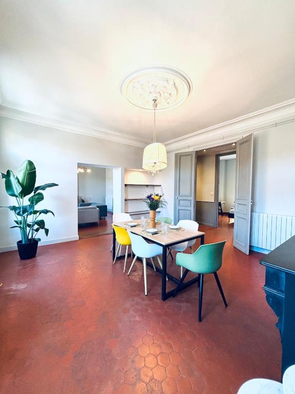Le Mistral-5 Bedrooms-Balcony-Air Conditioning-Wifi - 2