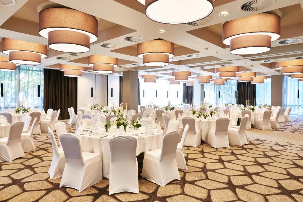 シュタイゲンベルガー ホテル ケルン (Steigenberger Hotel Koln) 会議室
