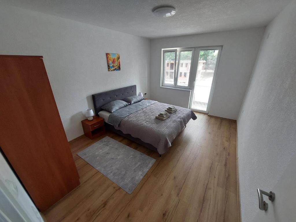Apartman "MEDENI" - 2
