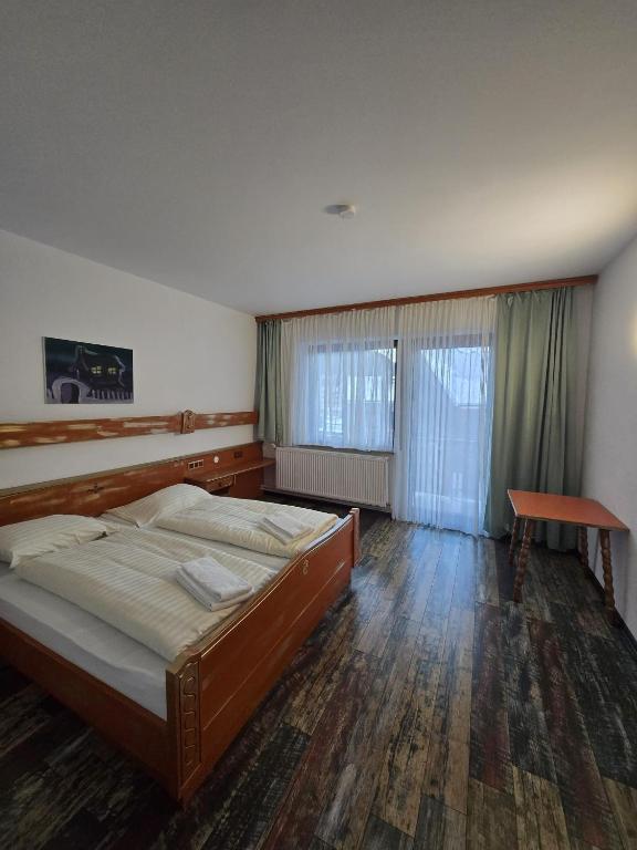 Hotel Haus Kärnten - 4