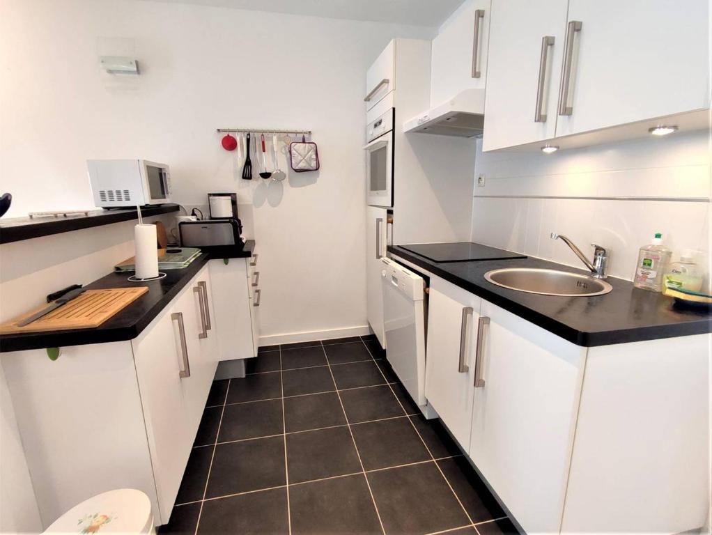 Appartement avec WIFI, parking au centre de PERROS-GUIREC Réf - 953 - 4
