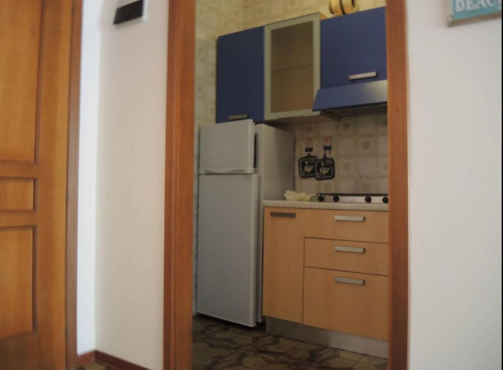 Spacious flat near Pluto Beach - 2