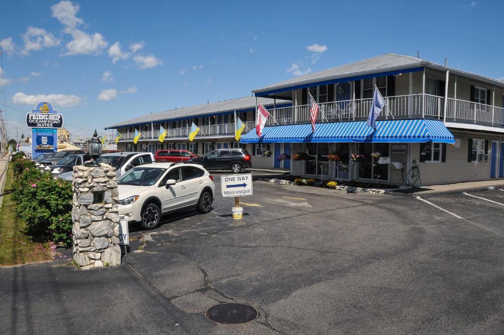 Friendship Oceanfront Suites photo