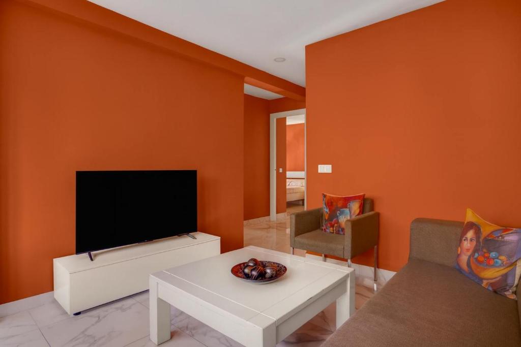 Terracota Bright Stay - Near Maria Zambrano Station - 2