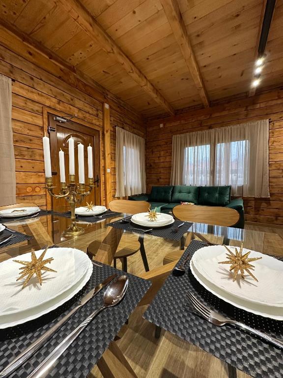 Green District - Riverside Luxury Lodge - 5