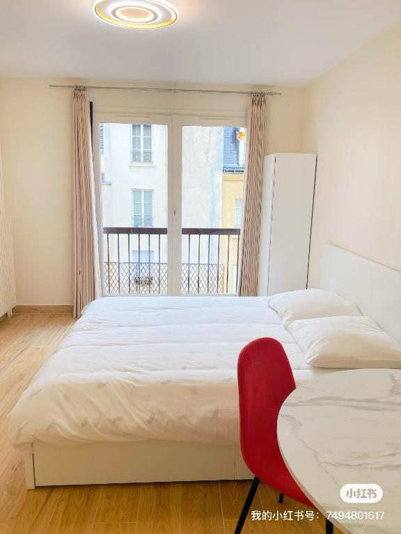 Studio entièrement rénové au cœur du Marais - 2