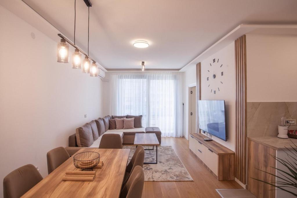 Grand Stay Apartment I Free Private Parking - 2