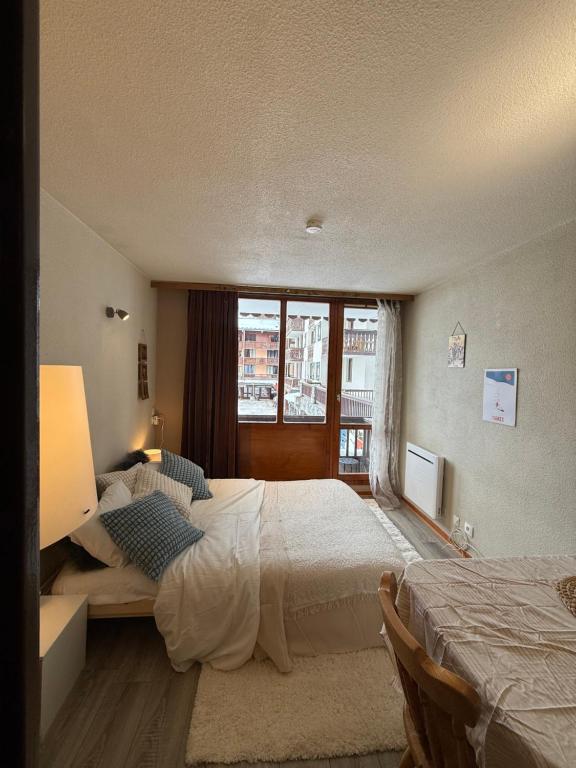 Ski InOut -Tignes Val Claret -2 Beds Flat C168 - 4